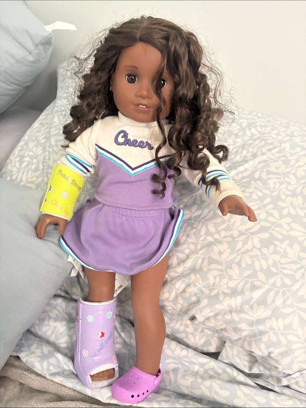 American Girl Purple Cheerleader Outfit with Lavender Cast and Pink Shoe